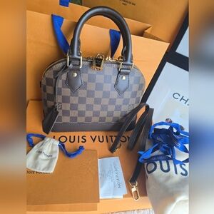 Louis Vuitton Brown Checkered Women's Bag